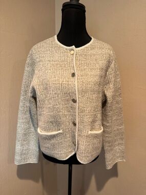 Abercrombie & Fitch Super Soft Cream and Beige Knit Gild Button Cardigan